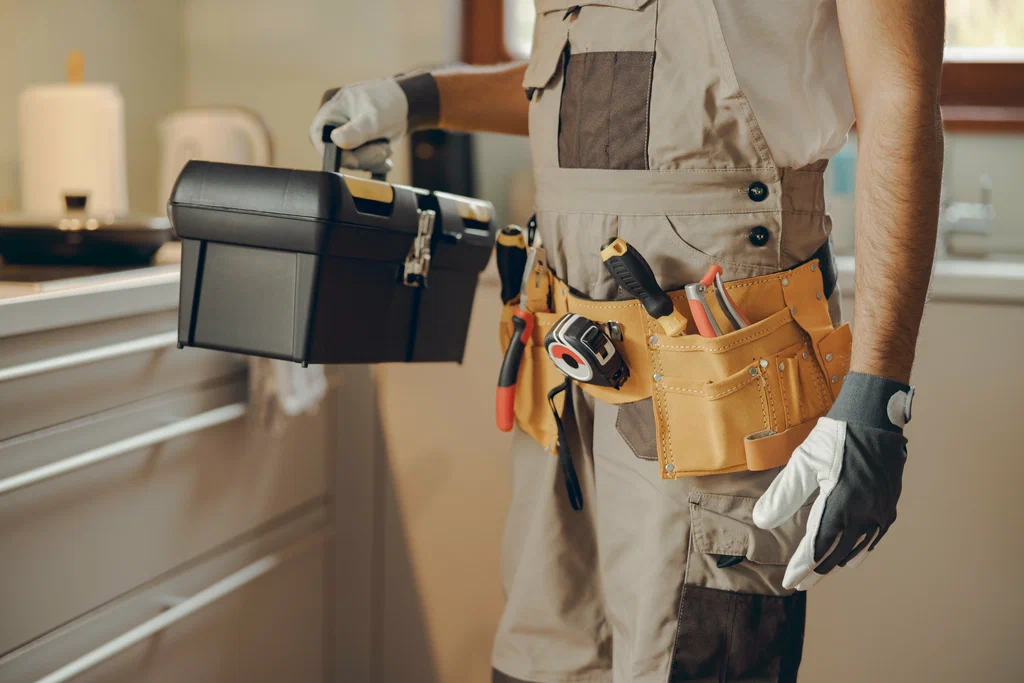 Handyman Services Sharjah: Fixes for Busy Homes and Villas 3 Handyman Services Sharjah